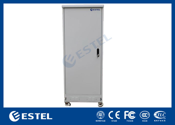 Standaard 38U Outdoor Data Cabinet met DC airconditioner en wielen gemakkelijk te verplaatsen