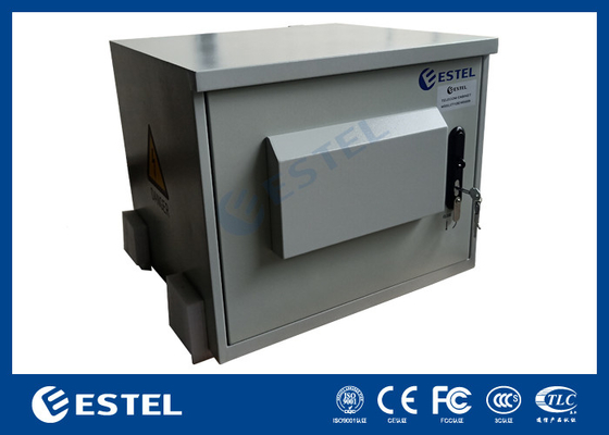 Polyesterpoedercoating Outdoor Telecom Cabinet met twee AC220V 50Hz ventilatoren ET6060500A-9U