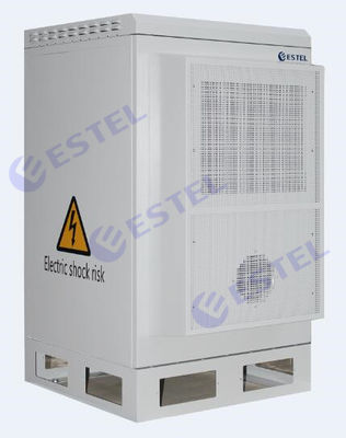 Zet het staal Openluchtmuur Opgezette Kabinet Pool Batterijtype van Bijlageequipemnt met Warmtewisselaar het Koelen op